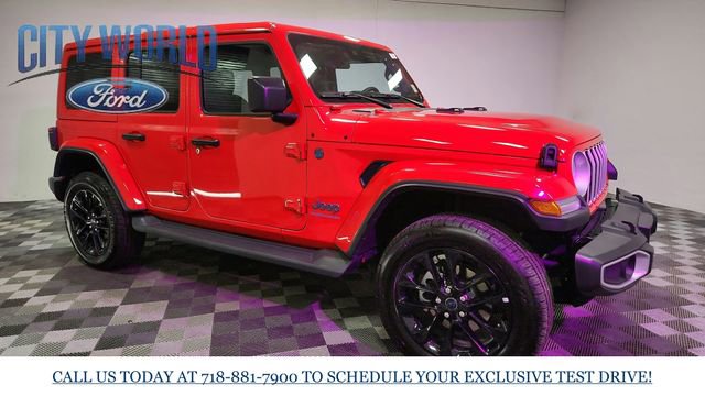 Used 2025 Jeep Wrangler Unlimited Sahara image 8