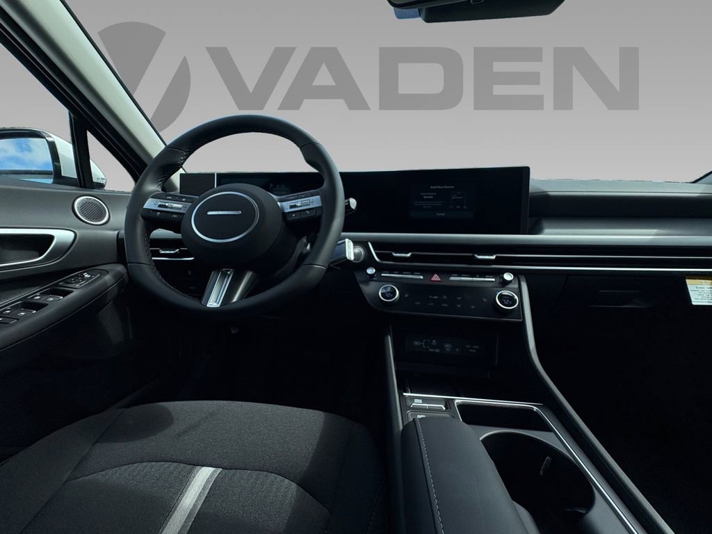 New 2026 Hyundai Sonata SEL image 3