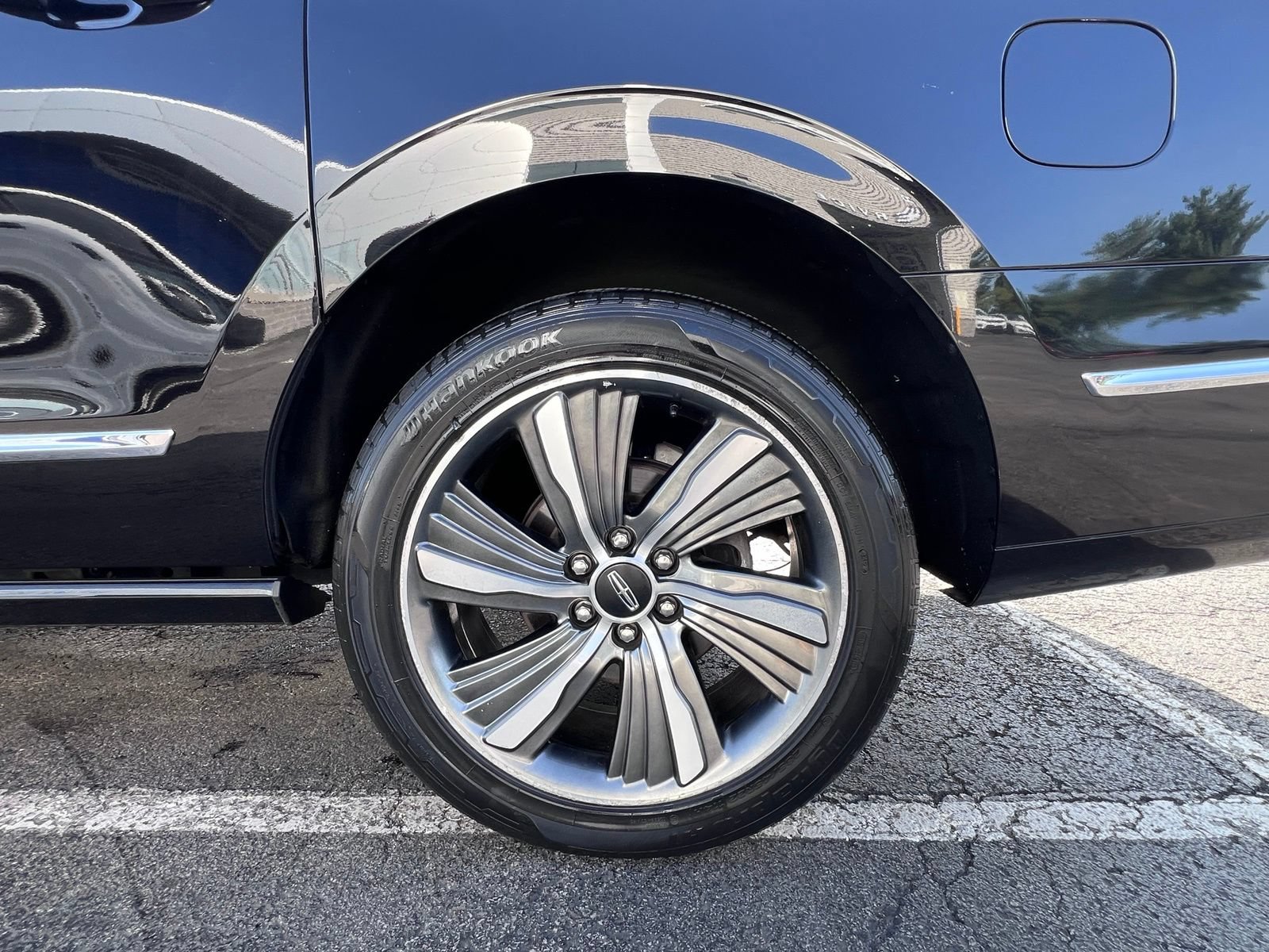 Used 2019 Lincoln Navigator L Reserve AWD/4WD image 76