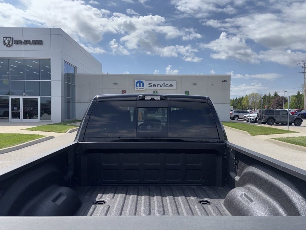 New 2026 RAM 2500 Laramie AWD/4WD image 11