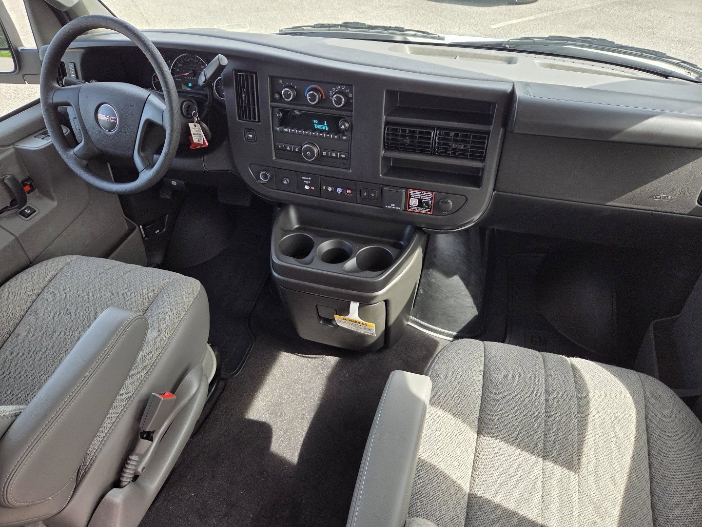 New 2026 GMC Savana 2500 LT w/ LT Preferred Equipment Group RWD image 17