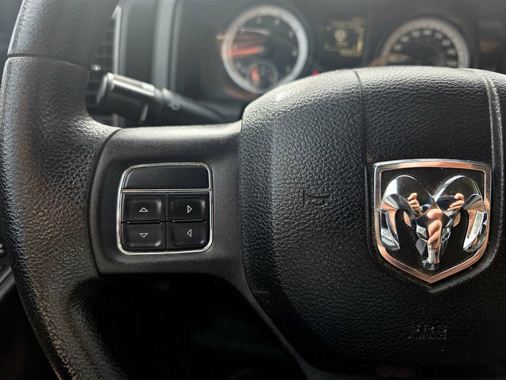 Used 2014 RAM 3500 Tradesman image 21