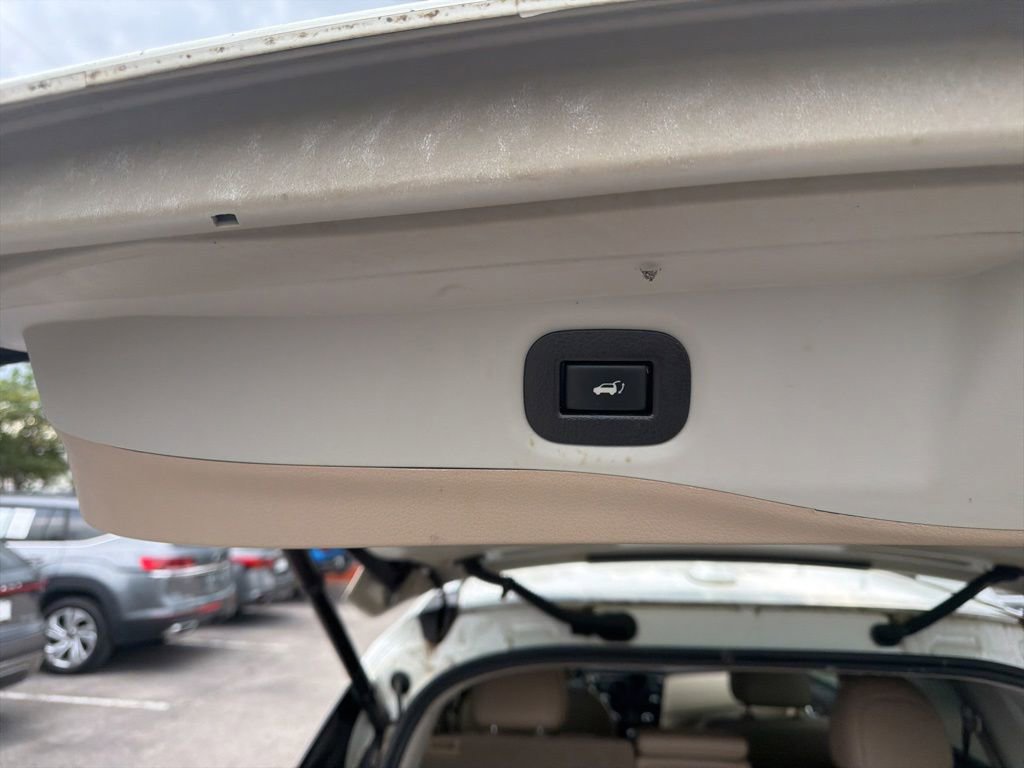 Used 2019 Nissan Rogue SL w/ Premium Package FWD image 13