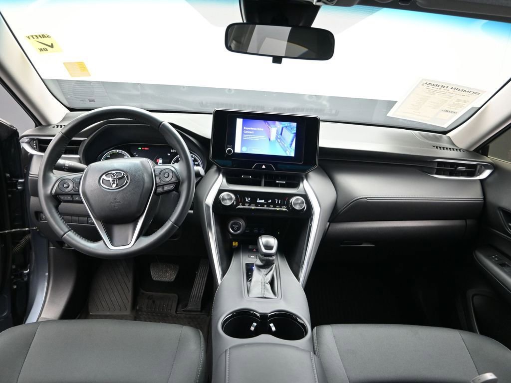 Used 2023 Toyota Venza LE image 23