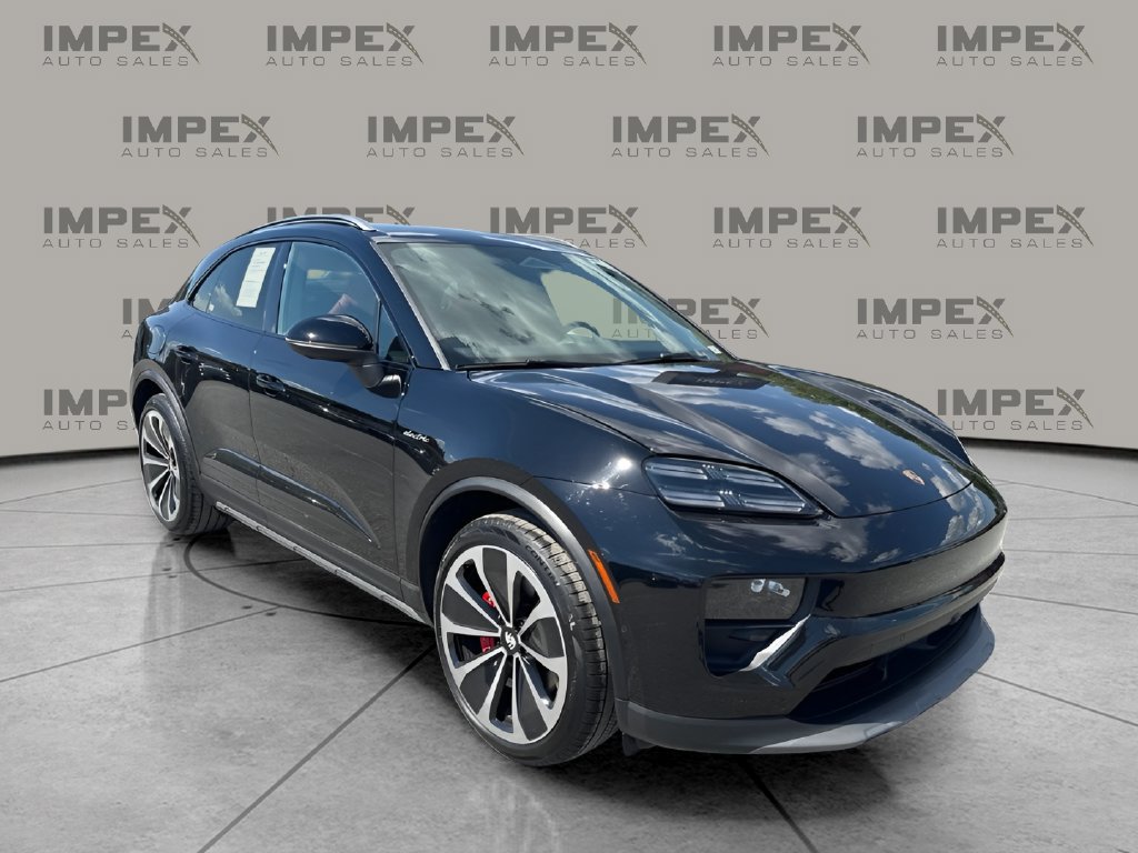 Used 2025 Porsche Macan 4S Electric w/ Premium Package AWD/4WD image 7