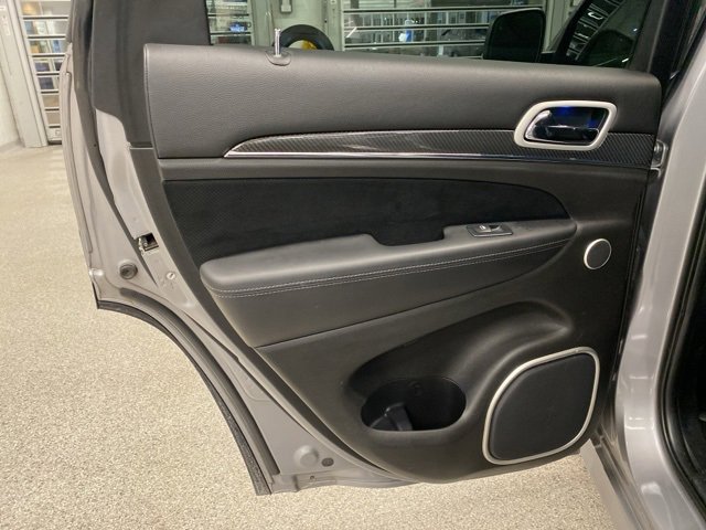 Used 2020 Jeep Grand Cherokee SRT image 36