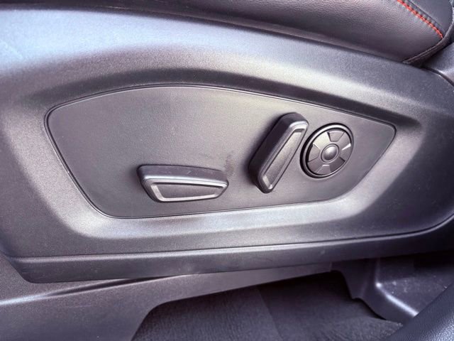 Used 2025 Ford Explorer ST image 27