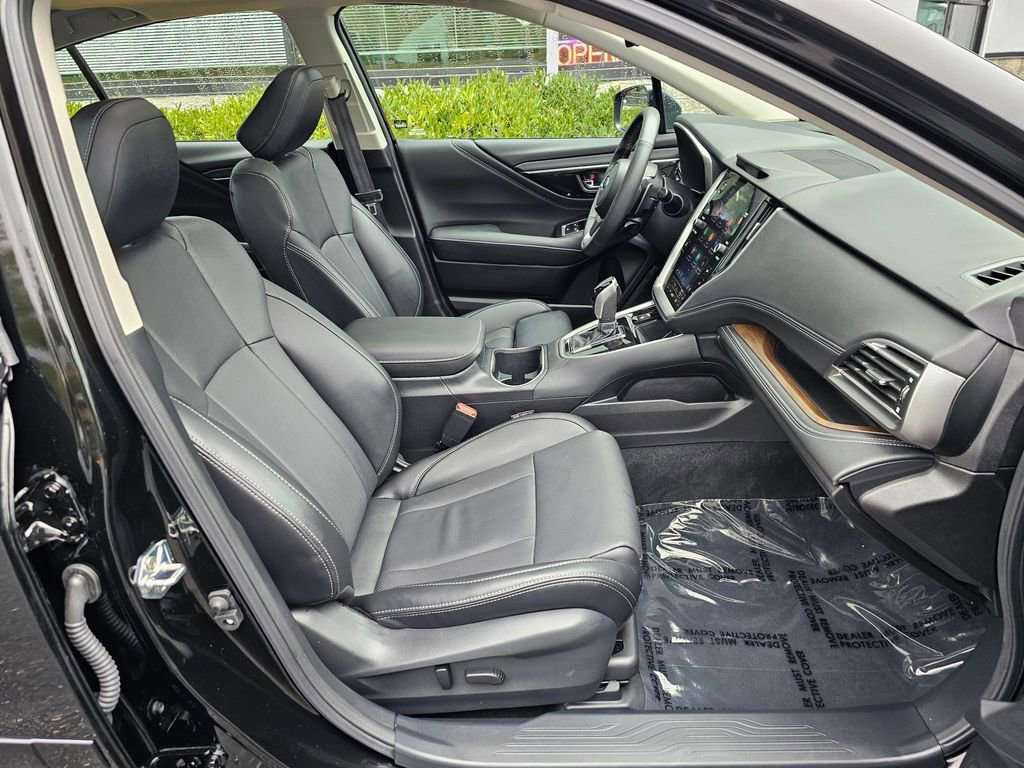 Used 2025 Subaru Legacy Limited AWD/4WD image 11