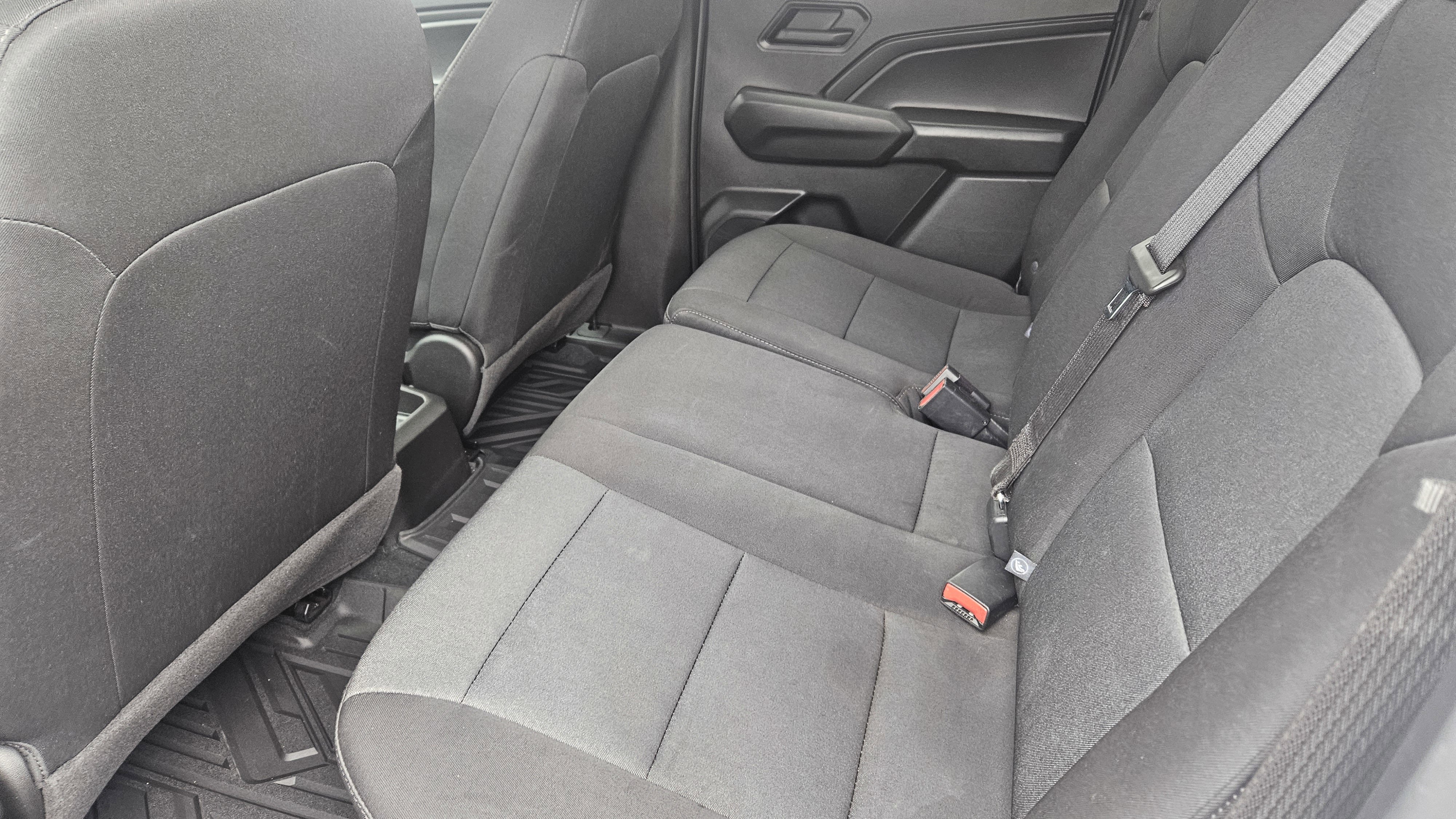 Used 2023 Chevrolet Colorado W/T image 13