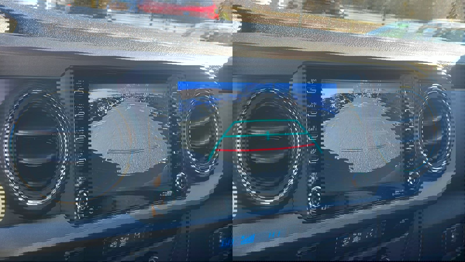 Used 2023 Toyota Tacoma TRD Off-Road image 16