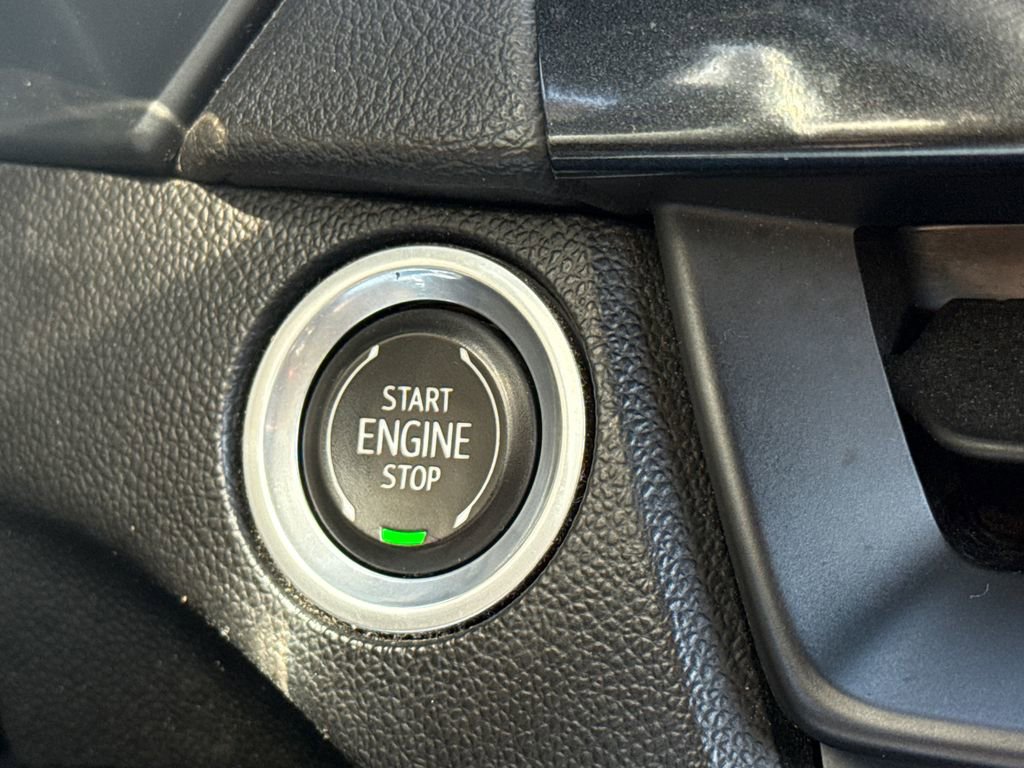 Used 2022 Cadillac CT4 V w/ Navigation Package image 26