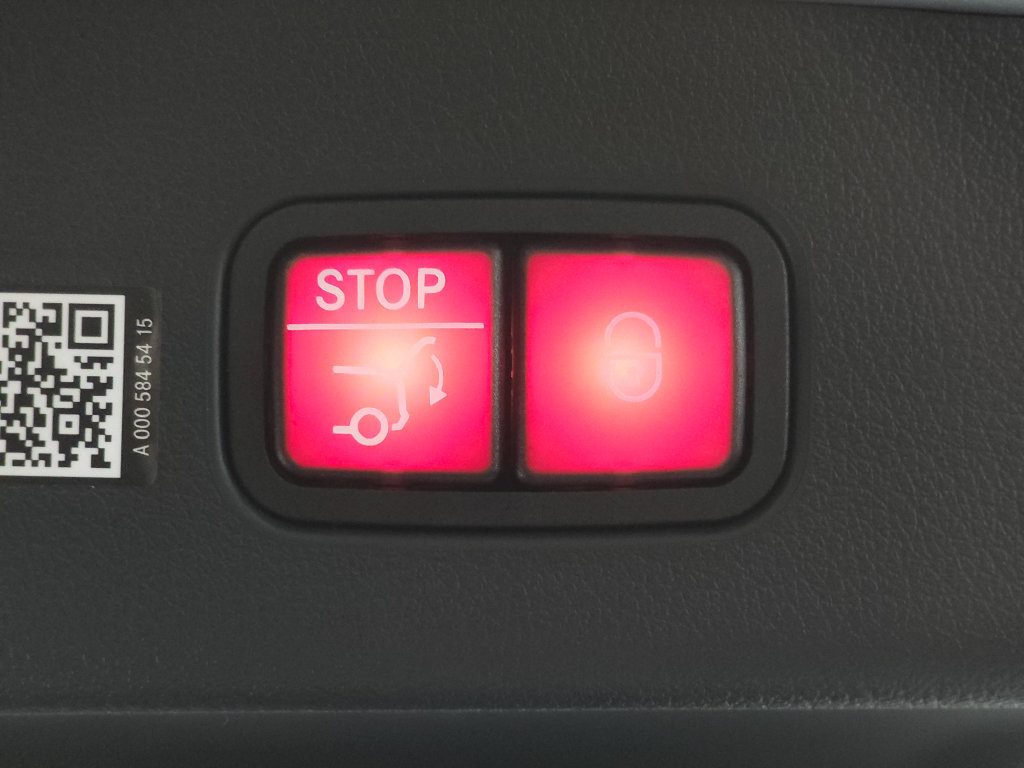 Certified 2026 Mercedes-Benz GLC 300 4MATIC image 27