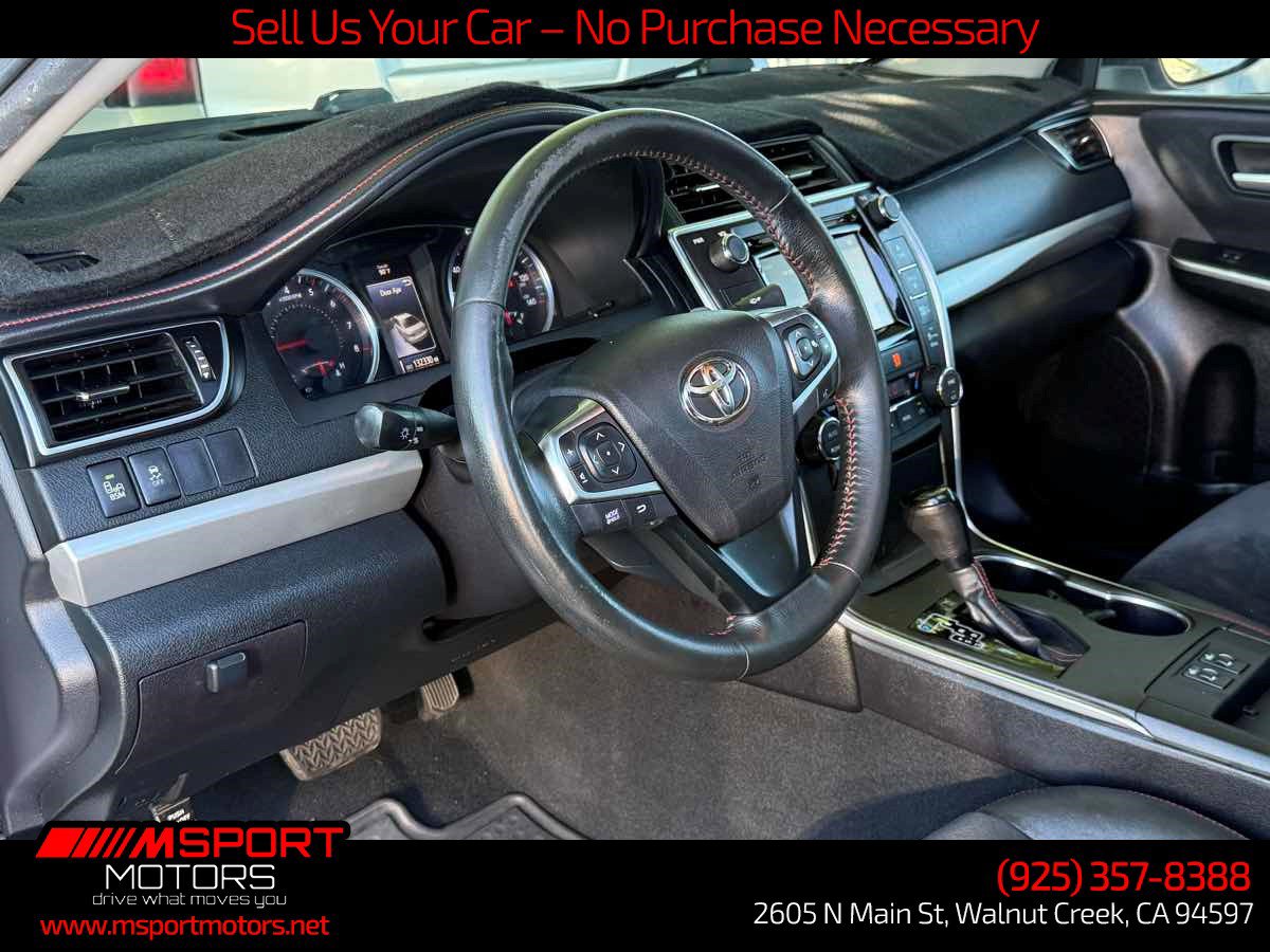 Used 2015 Toyota Camry XSE w/ Moonroof Package FWD image 24