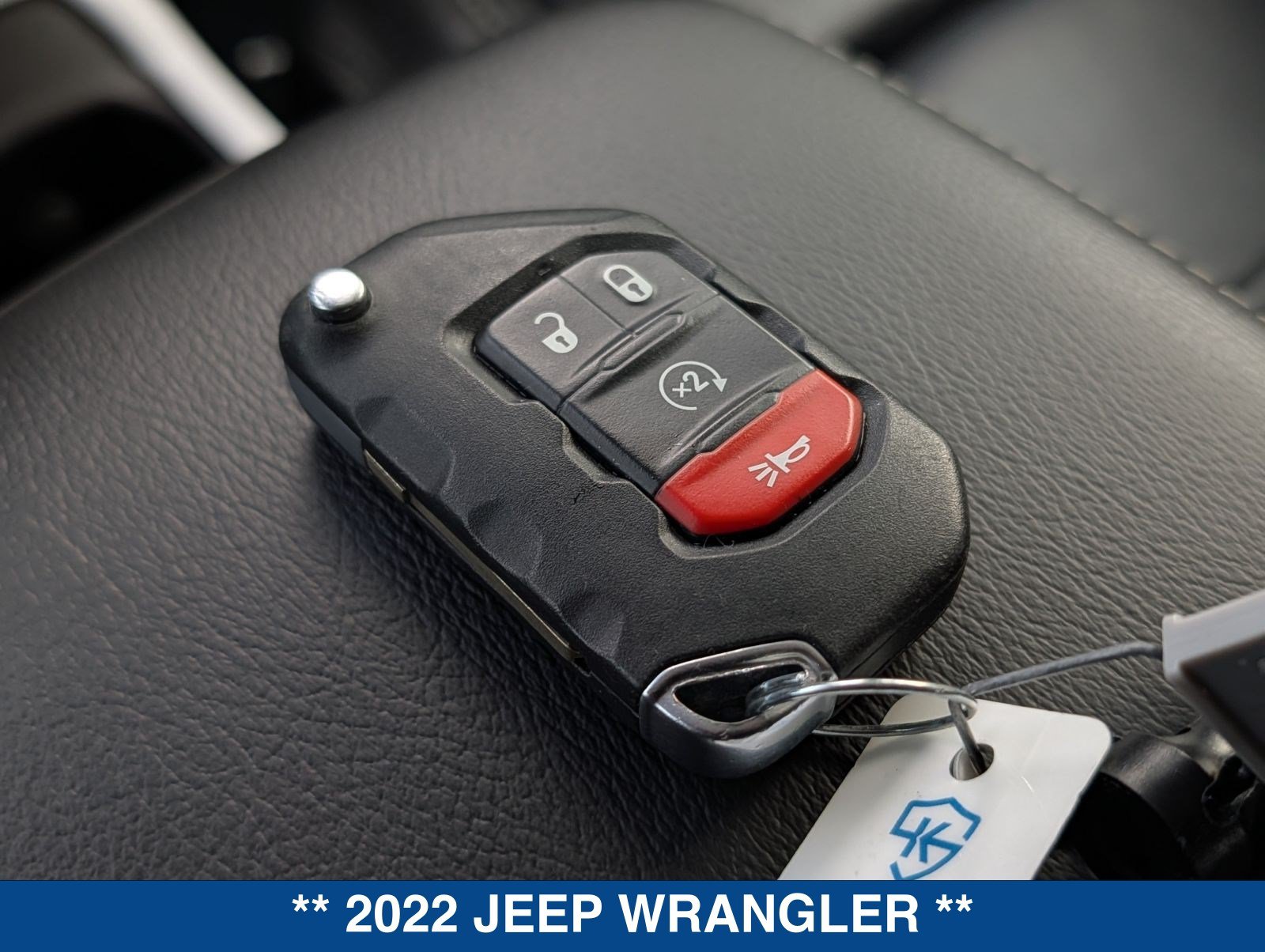 Used 2022 Jeep Wrangler Unlimited Sahara w/ Cold Weather Group AWD/4WD image 34