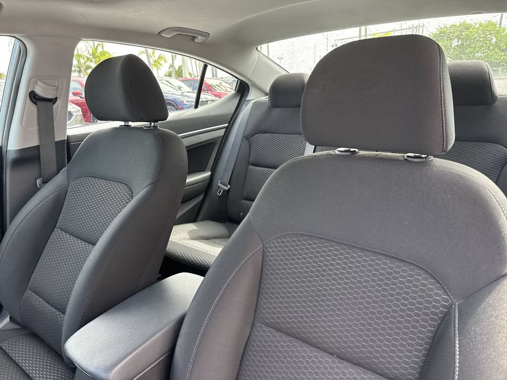 Used 2020 Hyundai Elantra Value Edition w/ Winter Weather Package FWD image 41