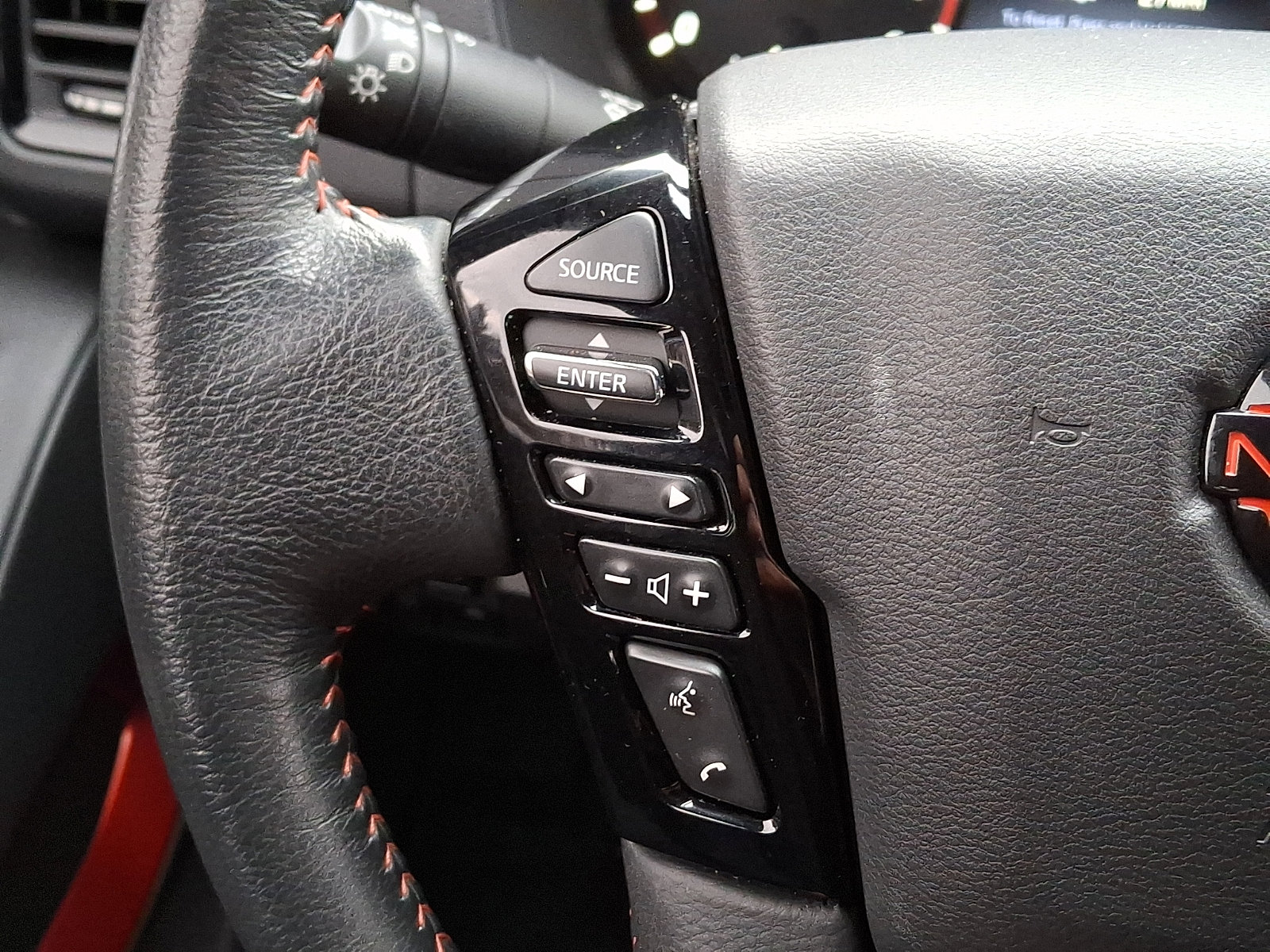 Certified 2023 Nissan Frontier PRO-4X w/ Technology Package image 21