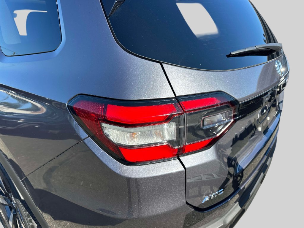 Certified 2024 Honda Pilot Touring image 8