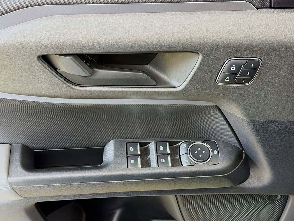 Used 2025 Ford Bronco Sport Badlands image 27