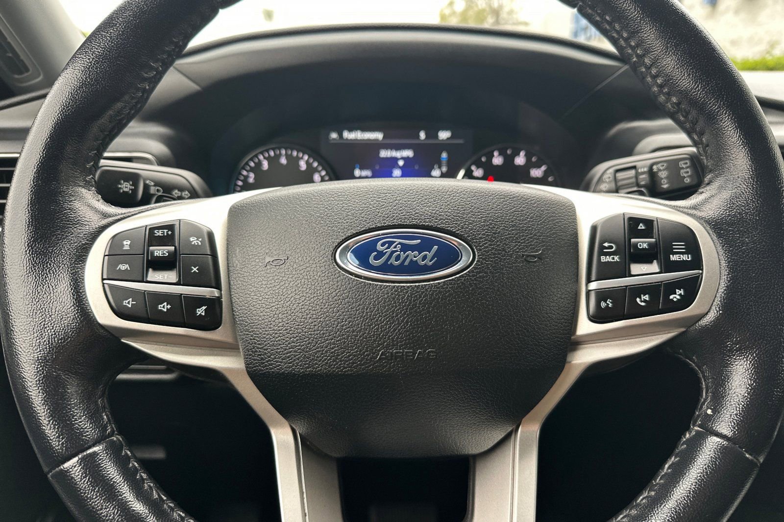 Used 2021 Ford Explorer Limited w/ Equipment Group 301A image 25