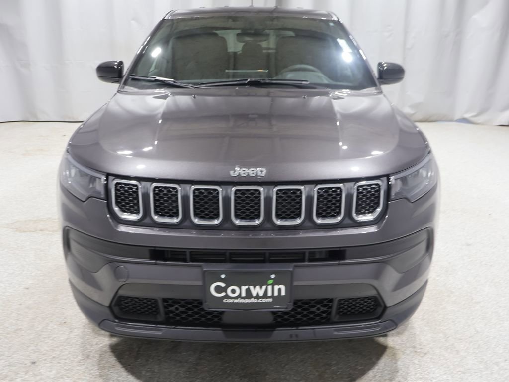 Used 2024 Jeep Compass Sport AWD/4WD image 9