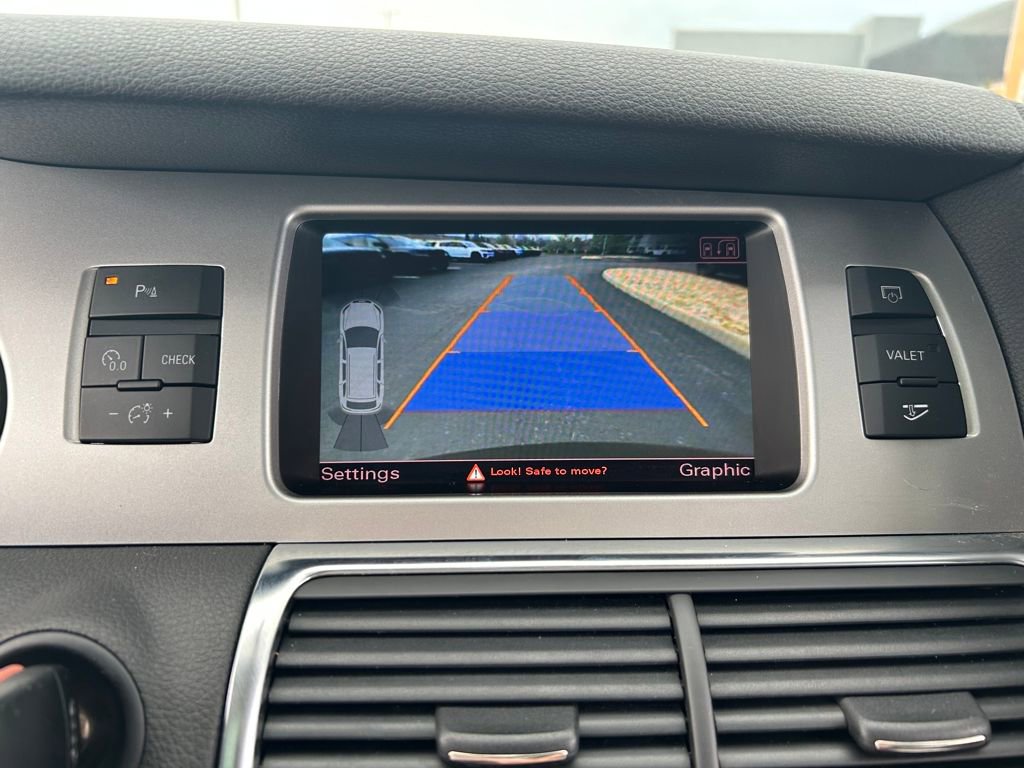 Used 2011 Audi Q7 3.0T Premium Plus image 13