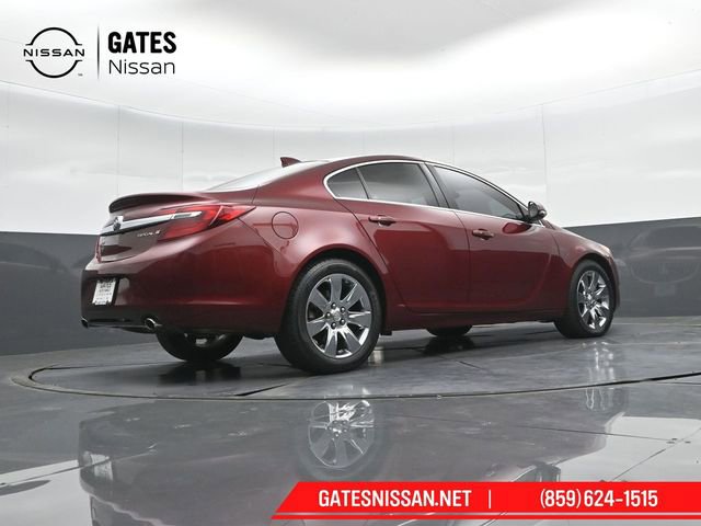 Used 2017 Buick Regal Premium w/ Driver Confidence Package #2 FWD image 34