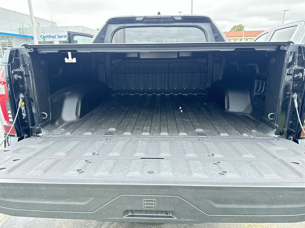 New 2024 Chevrolet Silverado EV RST image 30