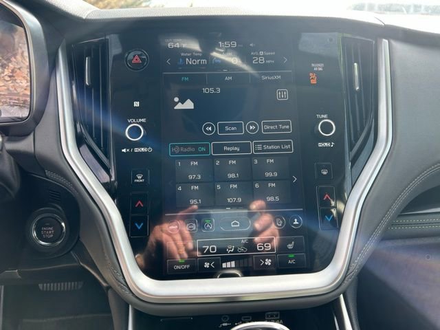 Used 2025 Subaru Outback Onyx Edition image 18