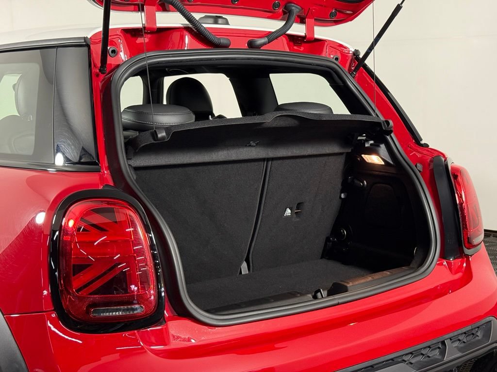 Used 2022 MINI Cooper John Cooper Works FWD image 37