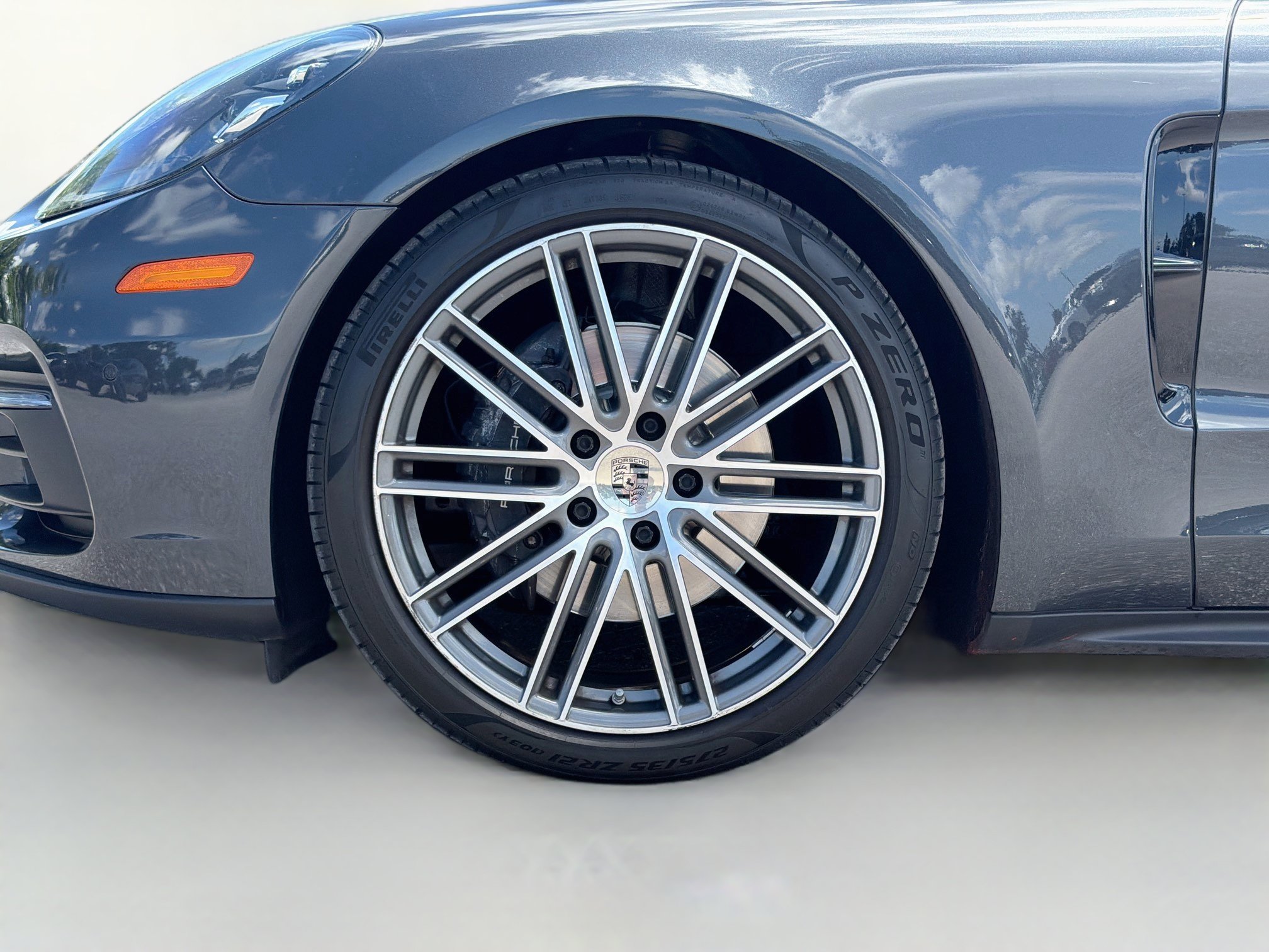 Used 2020 Porsche Panamera 4 AWD/4WD image 41