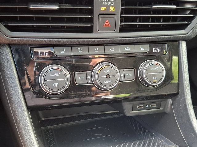 Used 2022 Volkswagen Jetta SEL FWD image 26