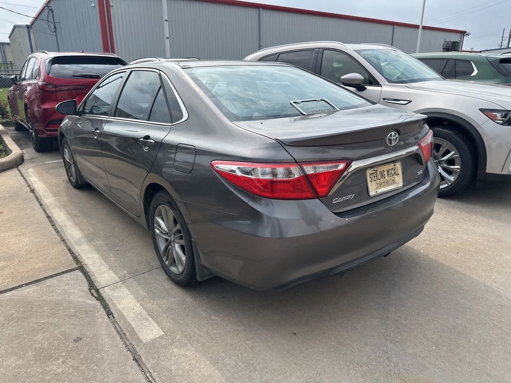 Used 2017 Toyota Camry SE FWD image 5