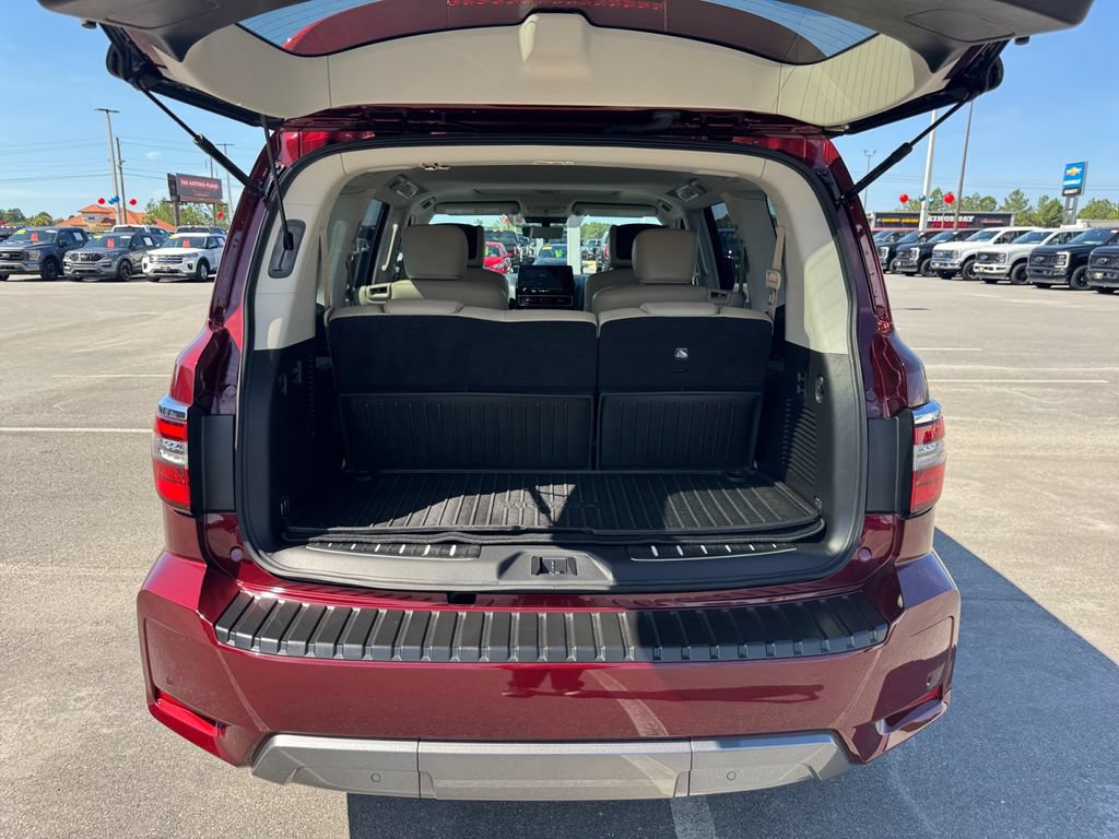 Used 2023 Nissan Armada Platinum w/ Captain's Chairs Package RWD image 18