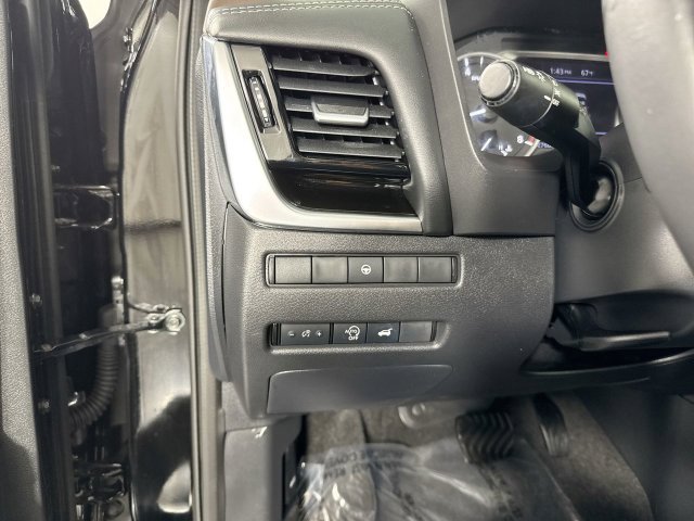 Used 2023 Nissan Rogue SL AWD/4WD image 14