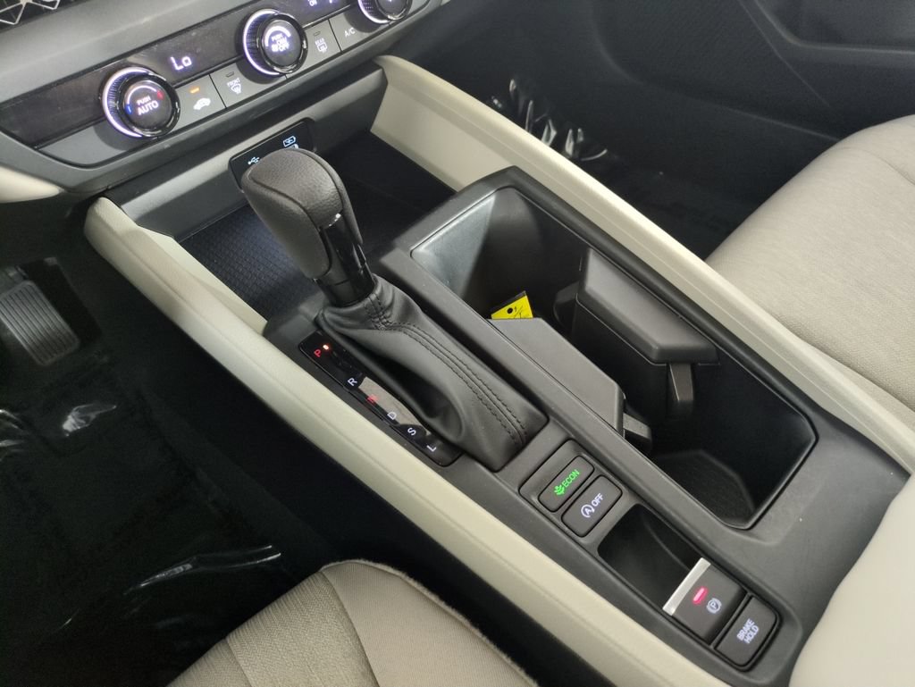 Certified 2025 Honda Accord LX image 25