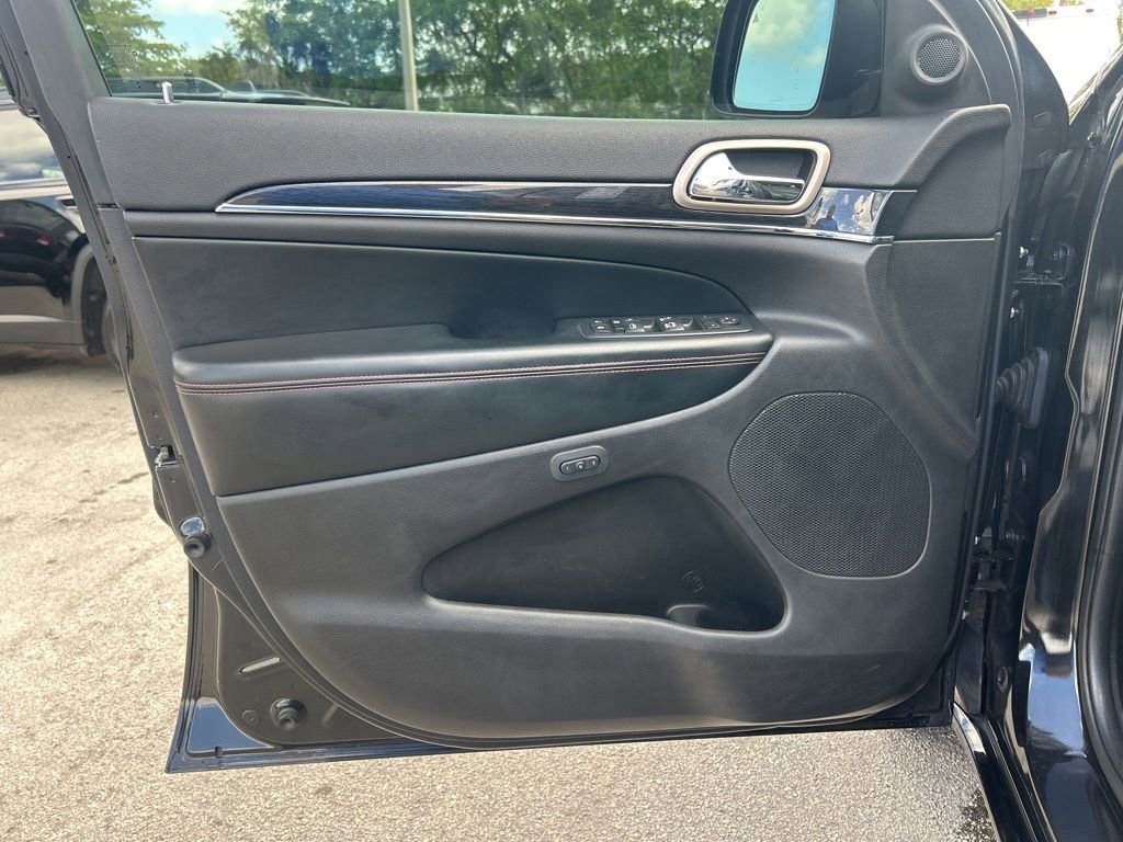 Used 2016 Jeep Grand Cherokee Limited 75th Anniversary AWD/4WD image 35