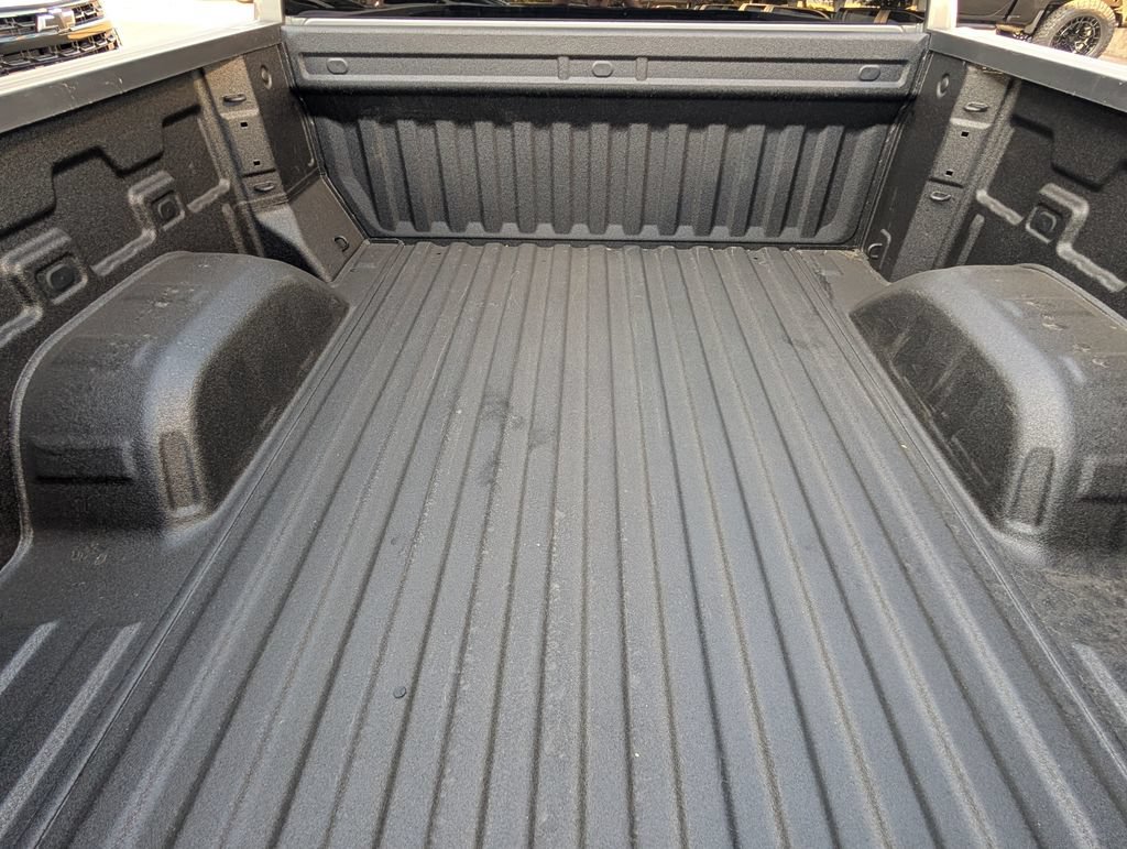 New 2026 Chevrolet Silverado 1500 Custom w/ LPO, Dark Essentials Package RWD image 25