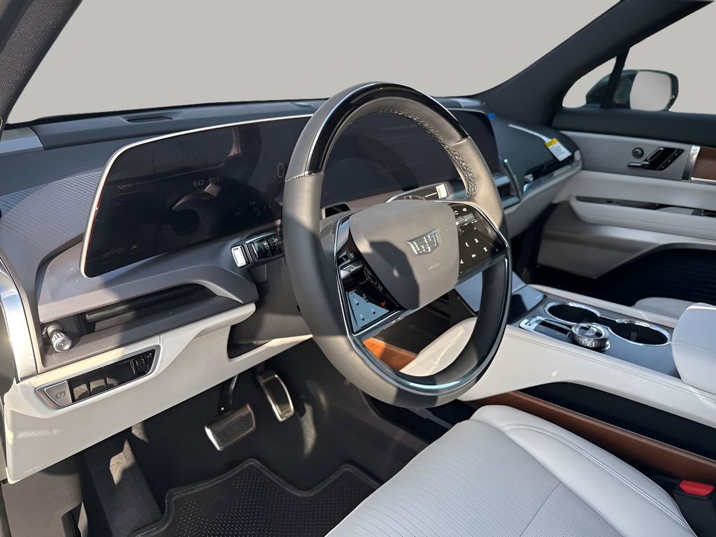 New 2026 Cadillac Vistiq Luxury image 16