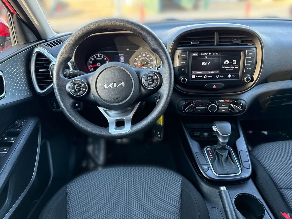 Used 2022 Kia Soul LX w/ Technology Package image 21