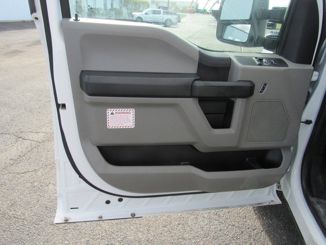 Used 2020 Ford F350 XL w/ Power Equipment Group image 27