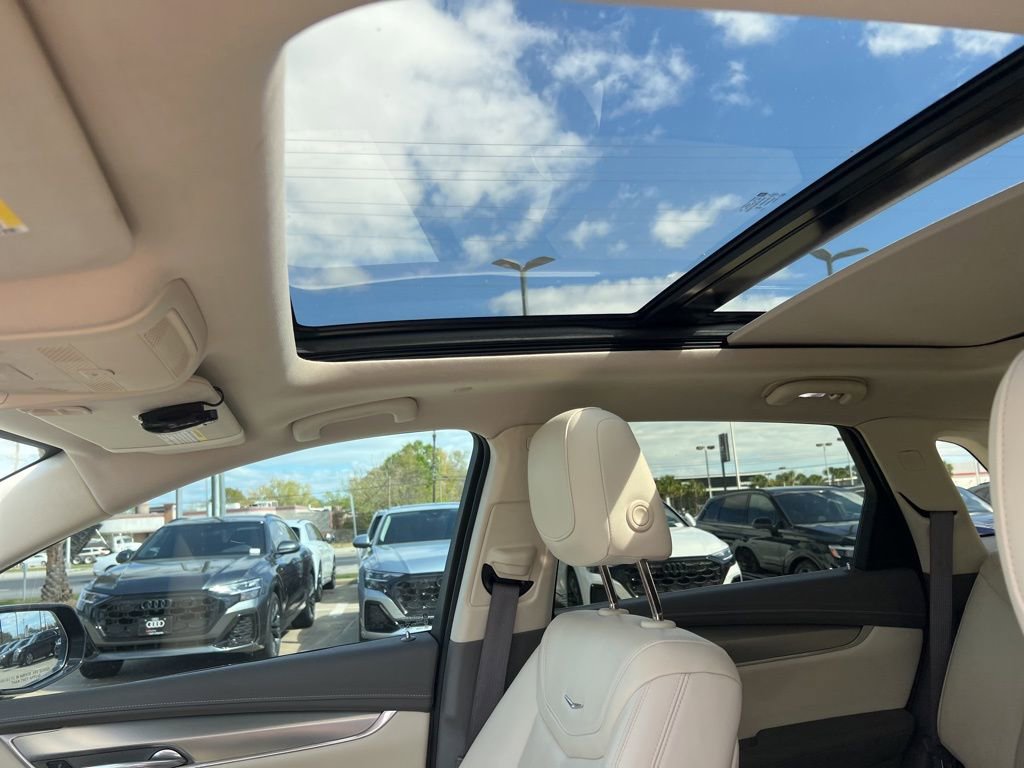 Used 2020 Cadillac XT5 Premium Luxury image 10