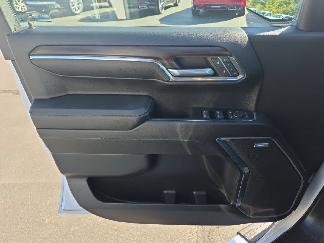 Used 2023 GMC Sierra 1500 SLT w/ SLT Premium Package AWD/4WD image 11