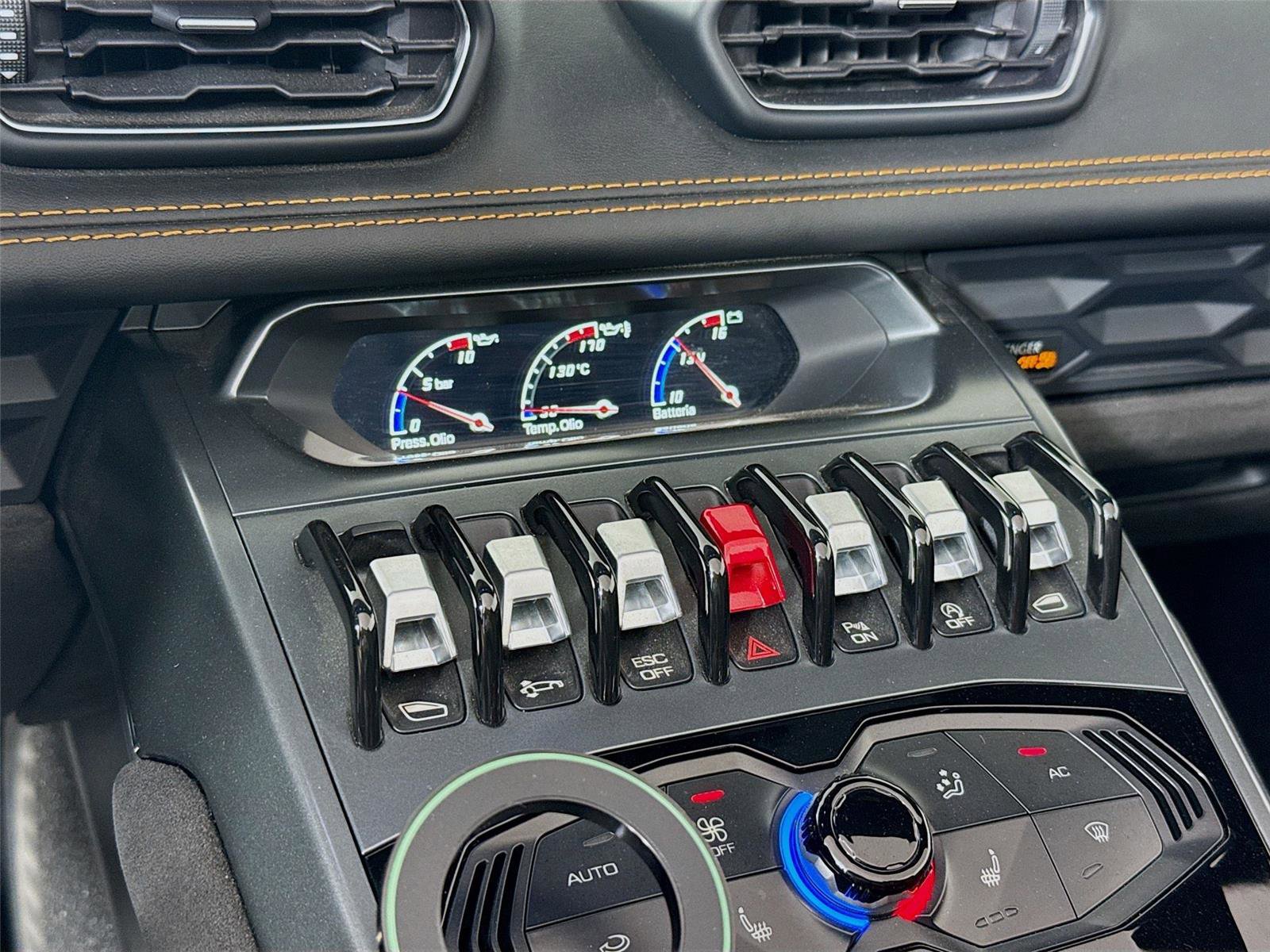 Used 2019 Lamborghini Huracan LP 580-2 image 12