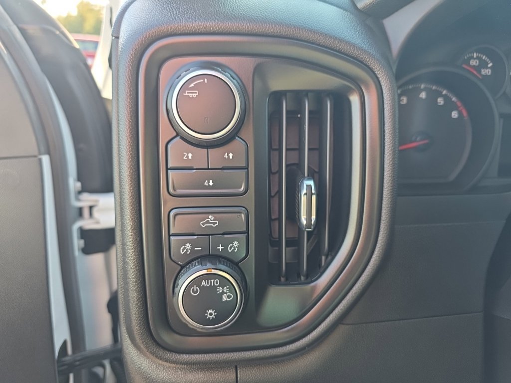 Used 2023 Chevrolet Silverado 2500 W/T w/ WT Convenience Package AWD/4WD image 30