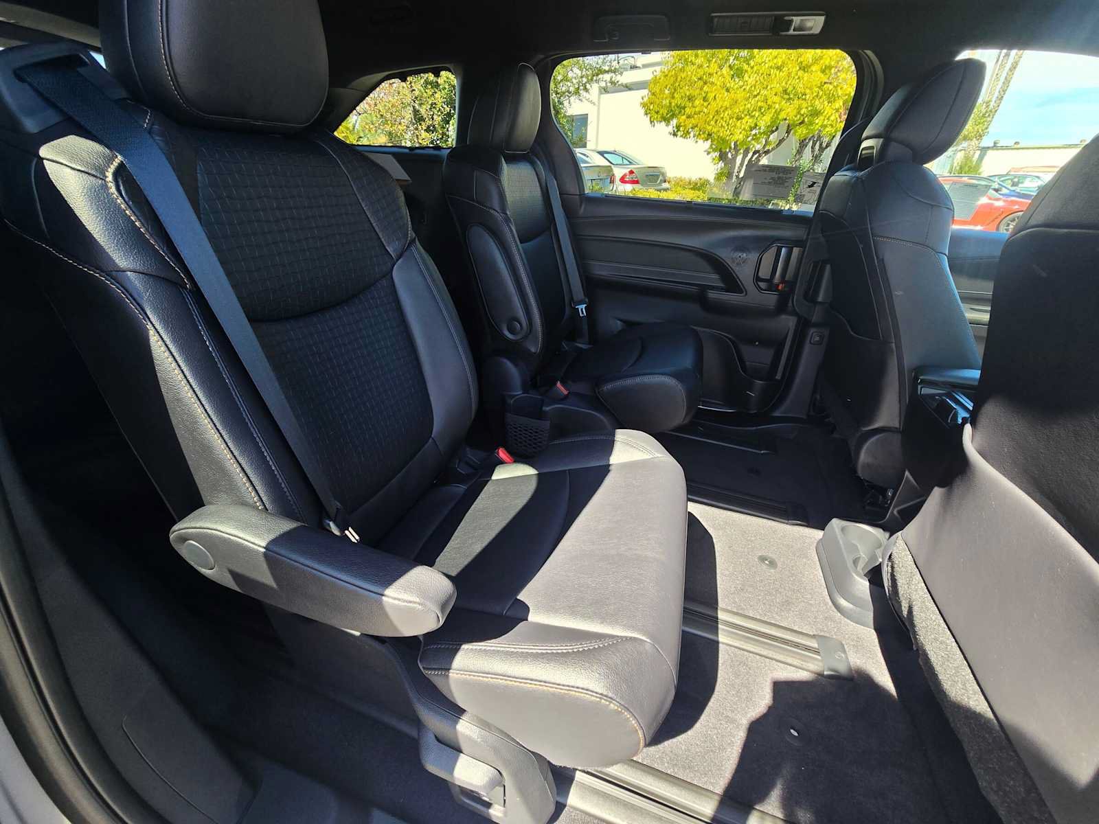 New 2026 Toyota Sienna XLE Woodland Edition AWD/4WD image 12