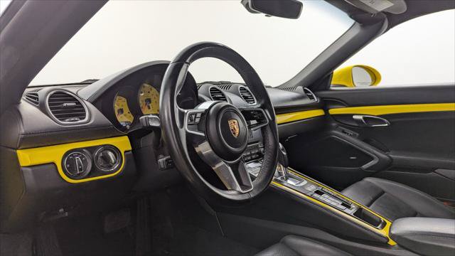 Used 2018 Porsche 718 Boxster RWD image 18