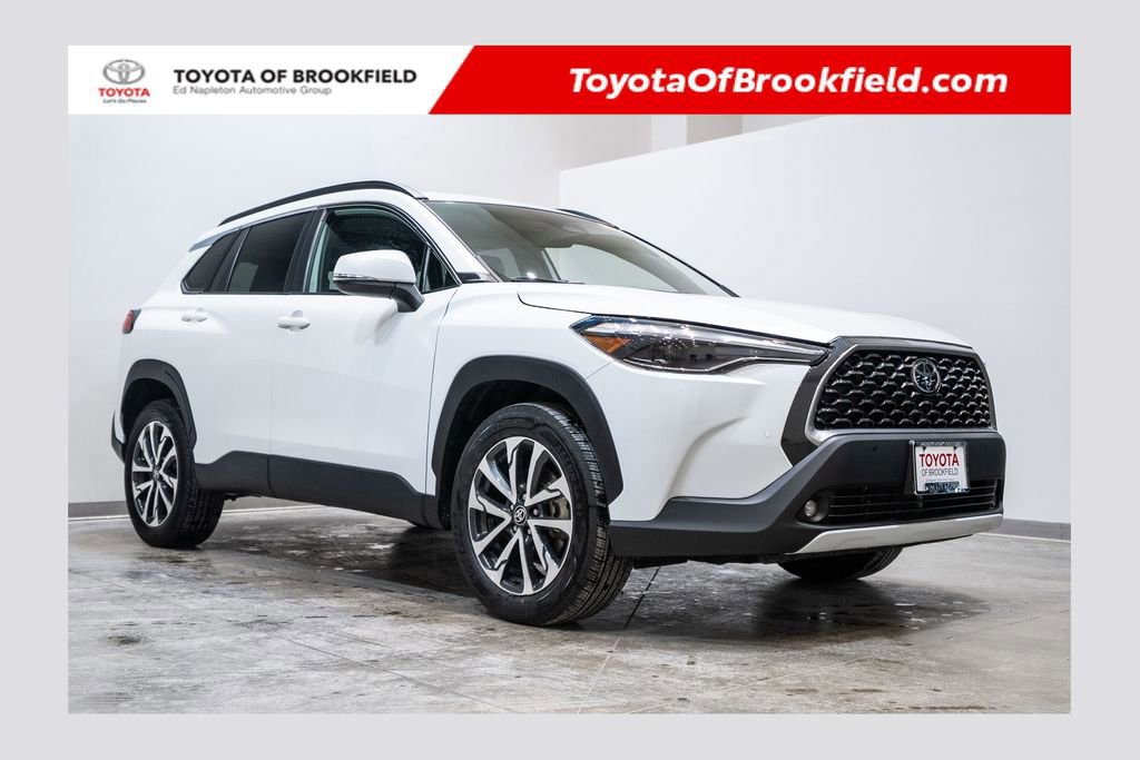 Used 2023 Toyota Corolla Cross XLE w/ Convenience Package