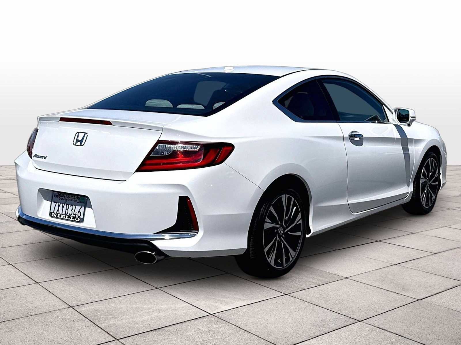Used 2017 Honda Accord EX image 15