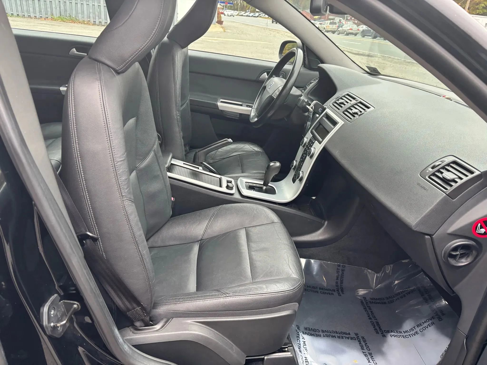 Used 2011 Volvo S40 T5 image 16