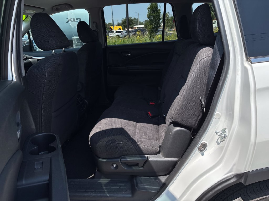 Used 2021 Honda Pilot EX image 26
